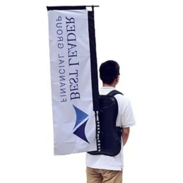 sac à dos pour communication dans la rue avec voile publicitaire interchangeable rectangulaire
